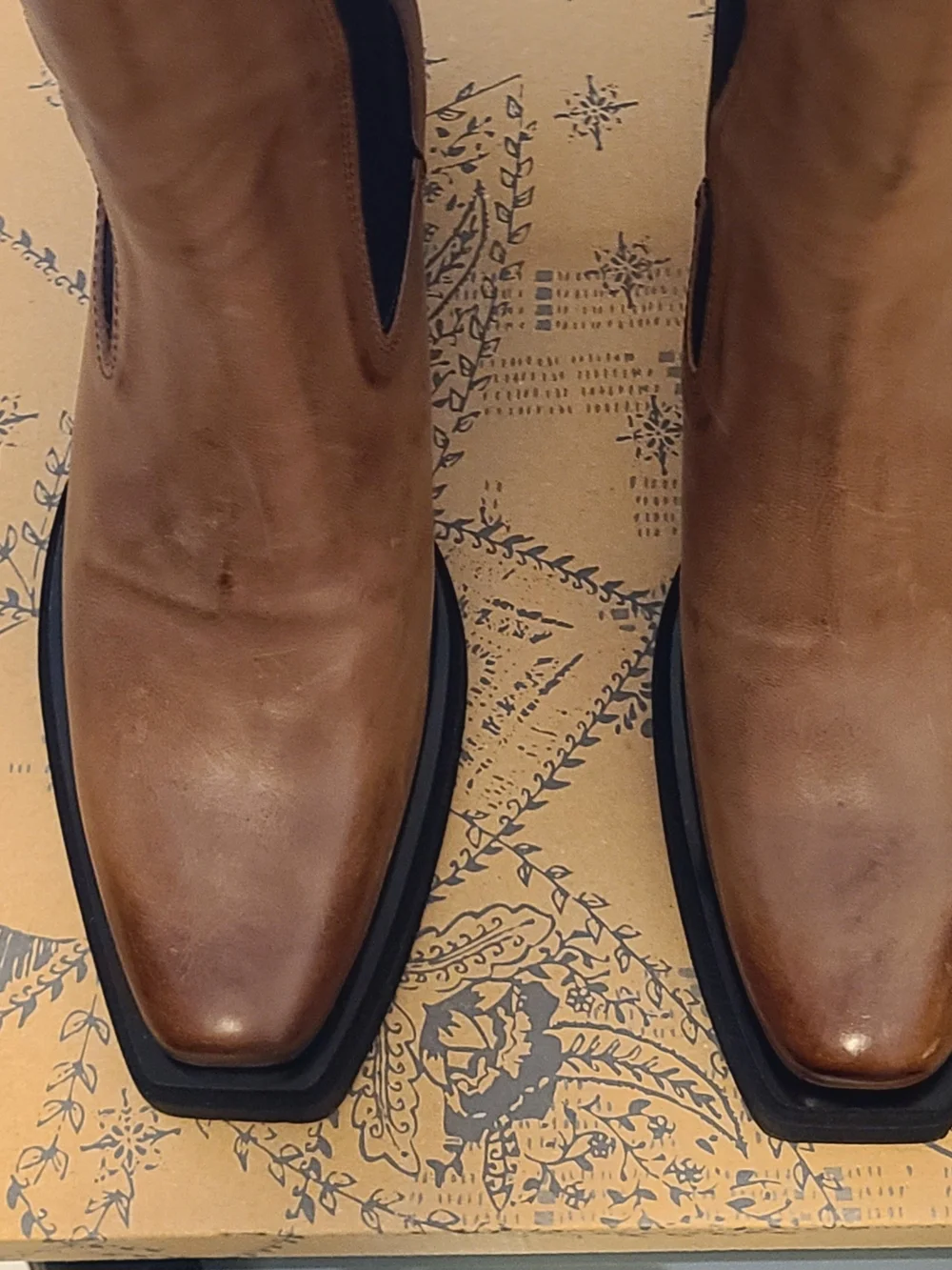 Free People classic chelsea